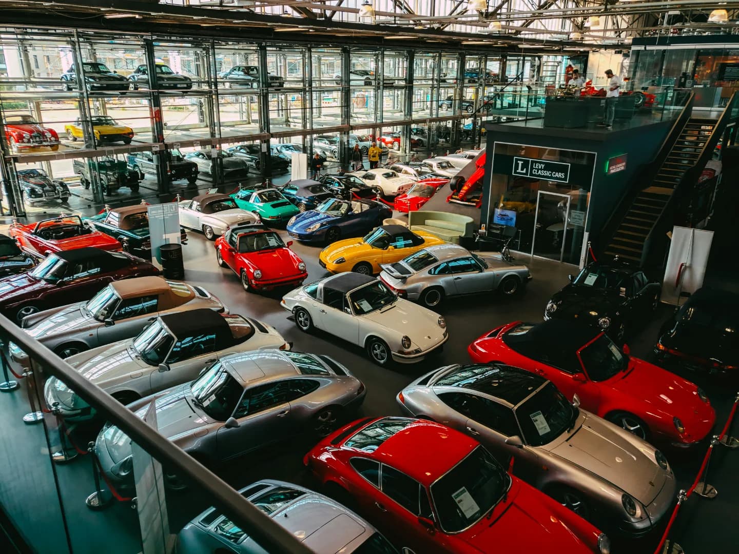 AI Voice Agent for Car Dealerships: Service & Sales 24/7